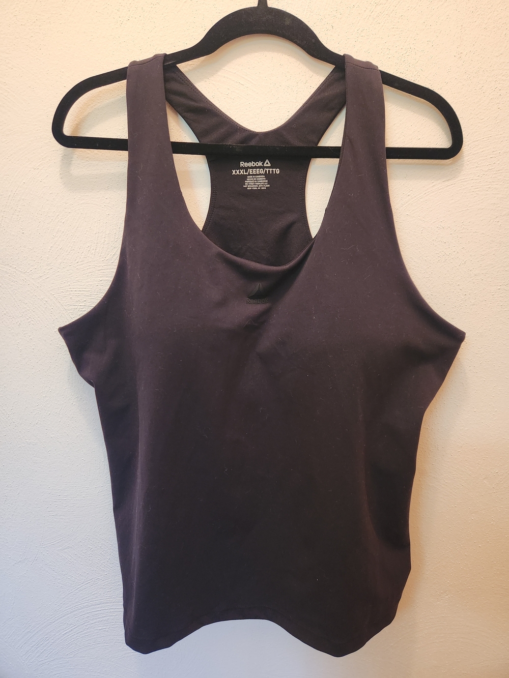 Reebok Black Racerback Crop Tank Top With Built In Bra Size XXL